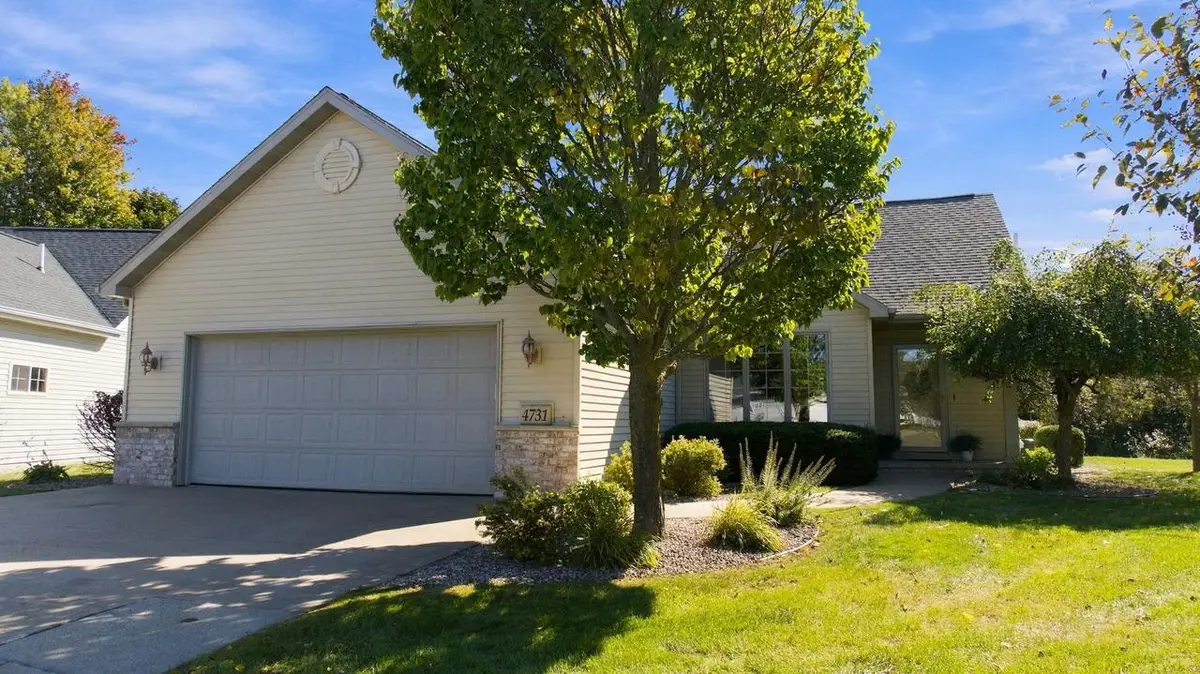 4731 WESTBROOK COURT, Appleton, WI 54913 - #1