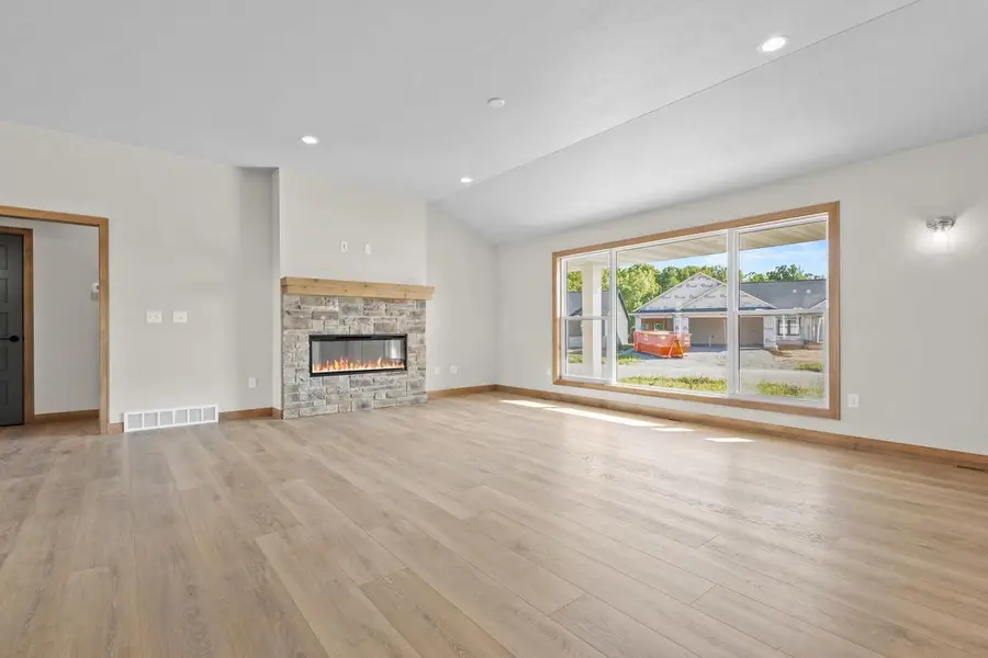 1400 DIVINITY DRIVE, De Pere, WI 54115 - #3