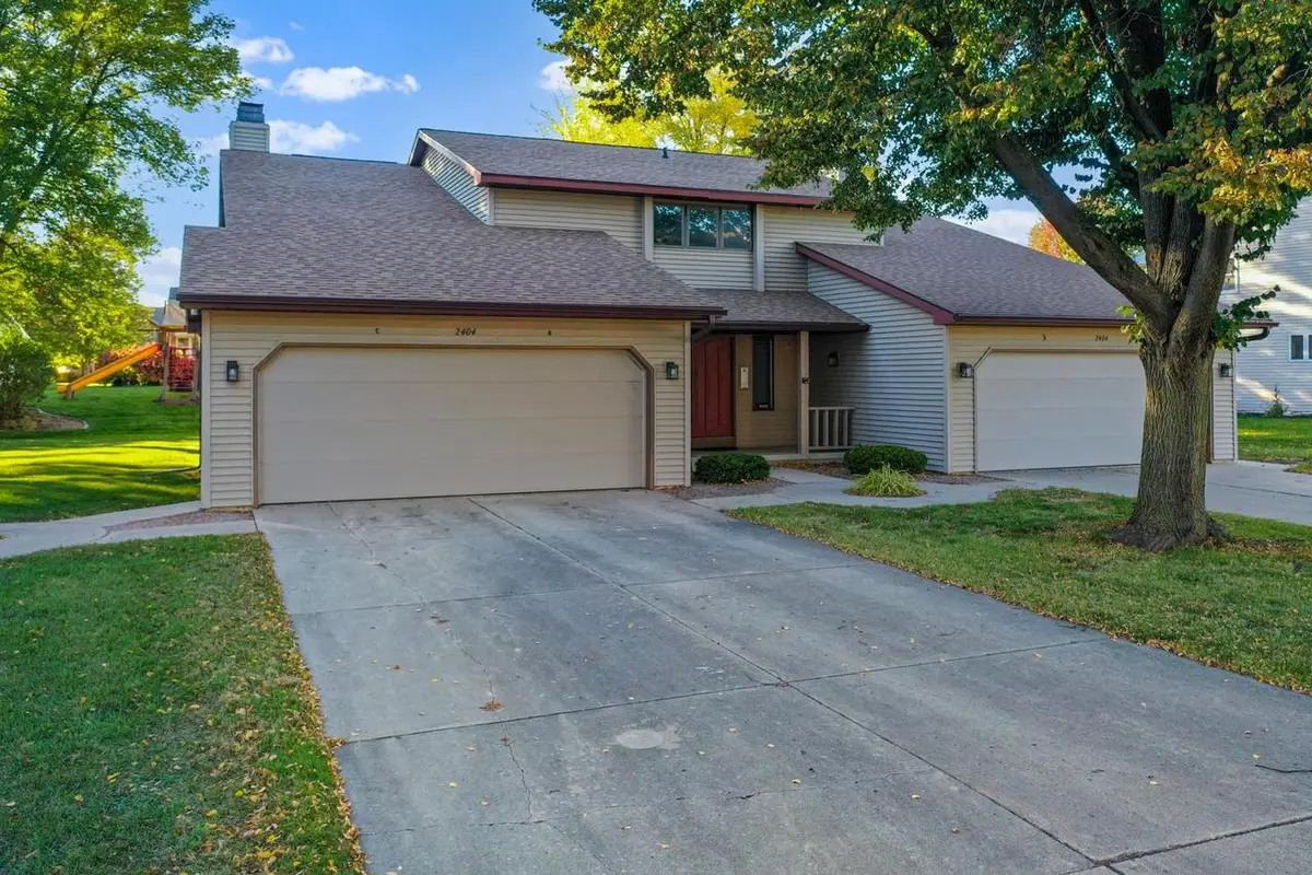 2404 CEDAR RIDGE COURT, Green Bay, WI 54313 - #1