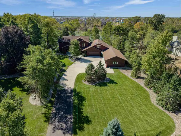 1515 W REID DRIVE, Appleton, WI 54914