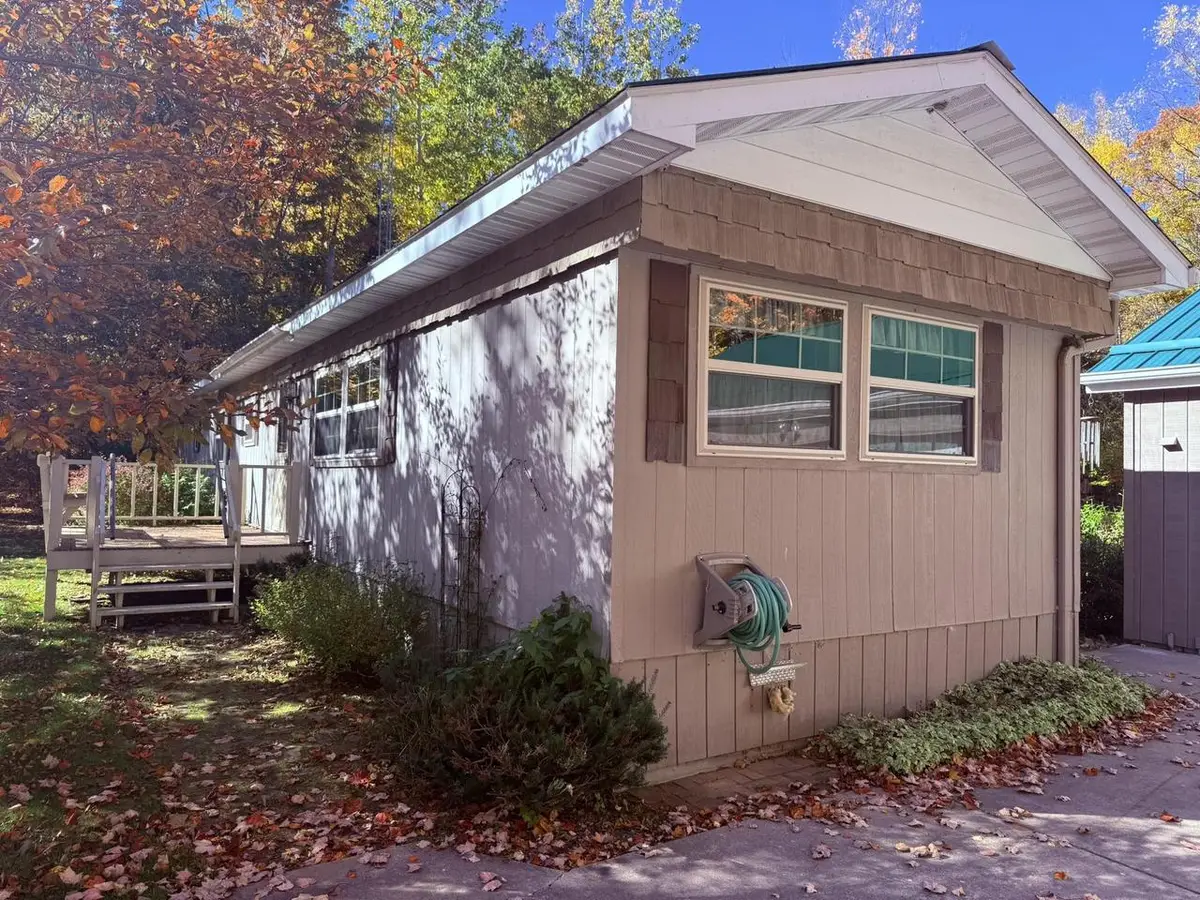 630 KULCZYSKI LANE, Armstrong Creek, WI 54103 - #1