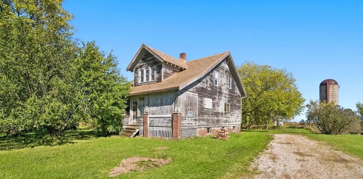 16125 TANNERY ROAD, Mishicot, WI 54228 - #1