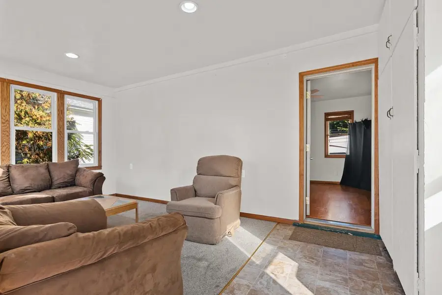1206 PIERCE AVENUE, Marinette, WI 54143 - #2