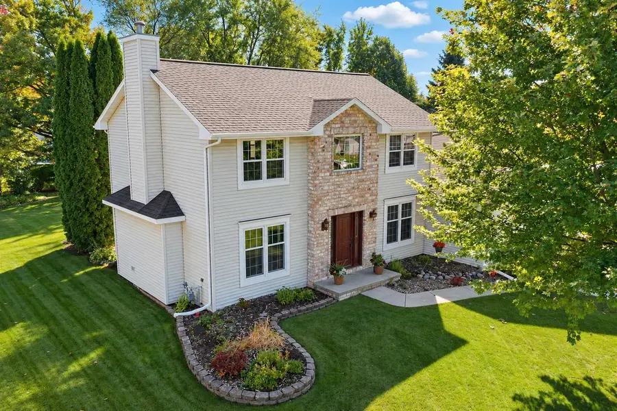 2141 DORSET DRIVE, Green Bay, WI 54311 - #2