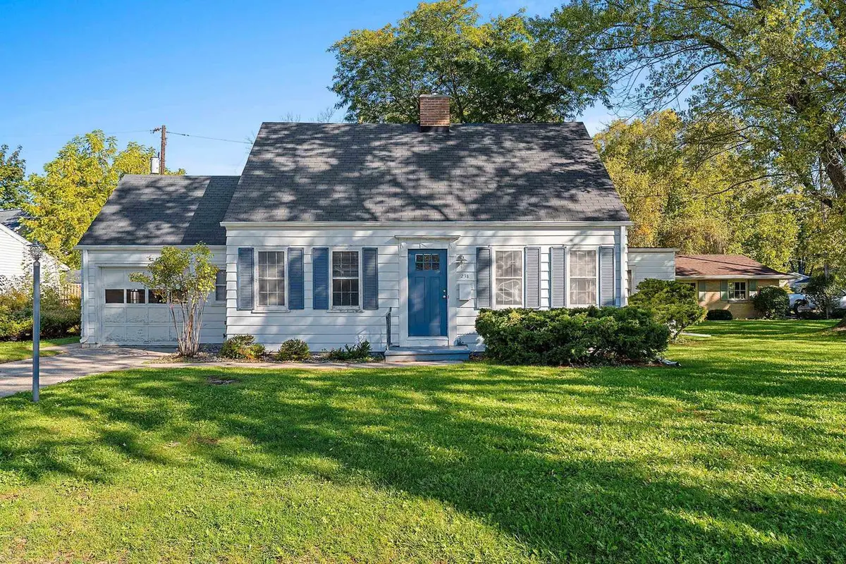 238 BELLE AVENUE, De Pere, WI 54115 - #1