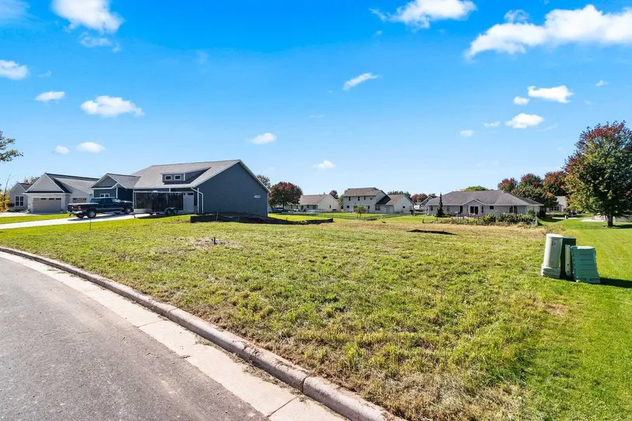 3204 ECLIPSE DRIVE, Green Bay, WI 54311 - #3