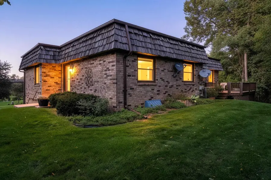 1140 MT MARY DRIVE, Green Bay, WI 54311 - #3