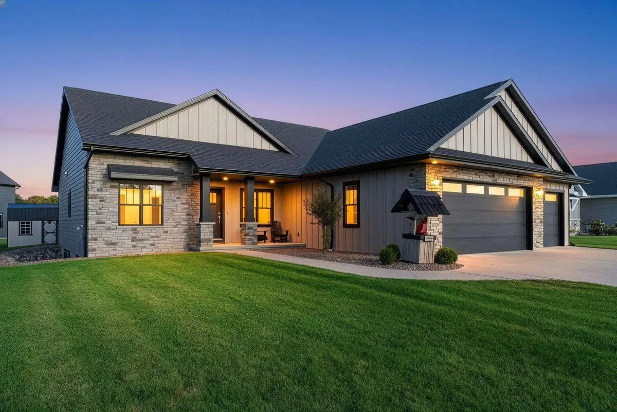 4209 DOWNTON CIRCLE, Green Bay, WI 54313 - #1