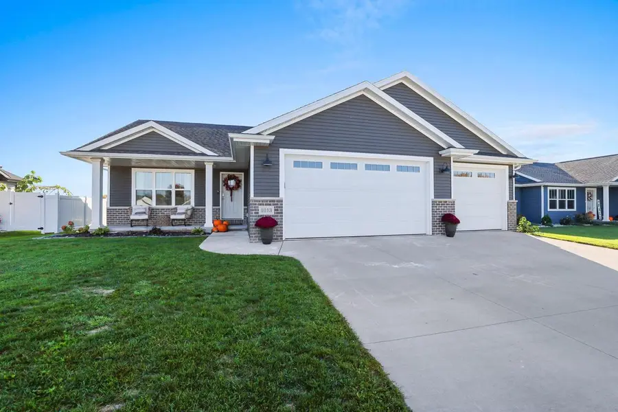 1013 GRASSY MEADOW LANE, Menasha, WI 54952 - #2