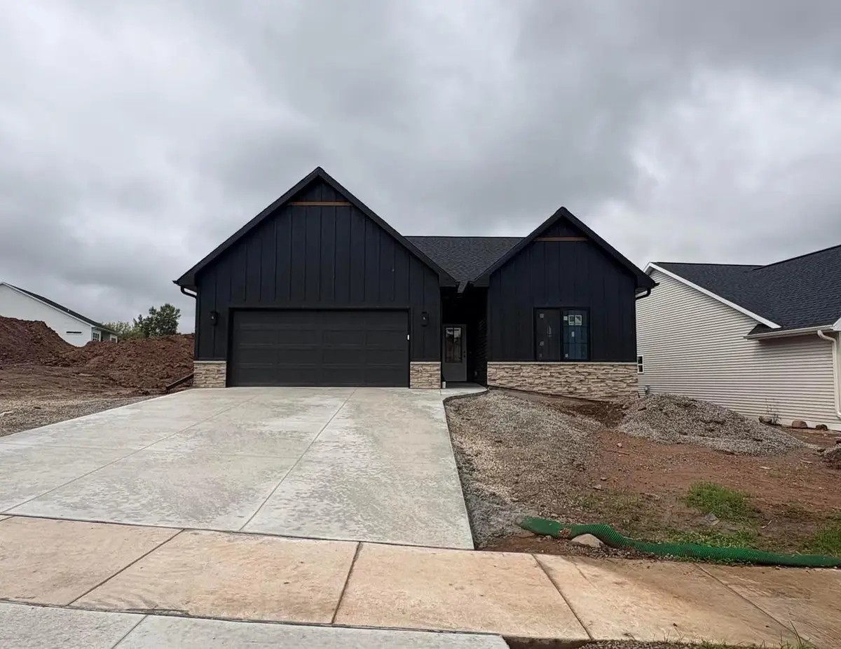 581 SECURITY BOULEVARD, Green Bay, WI 54313 - #1