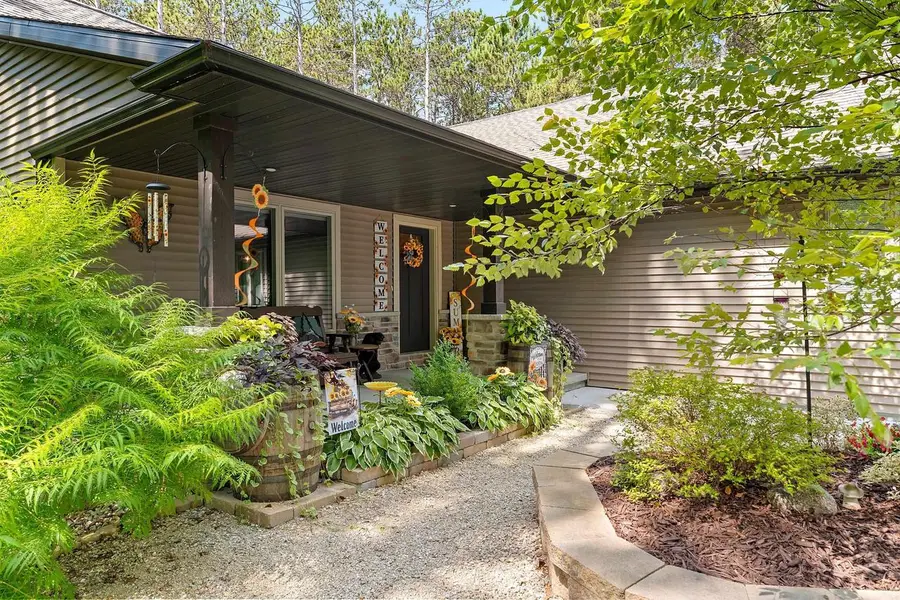 863 MAPLE LEAF TRAIL, Sobieski, WI 54171 - #3