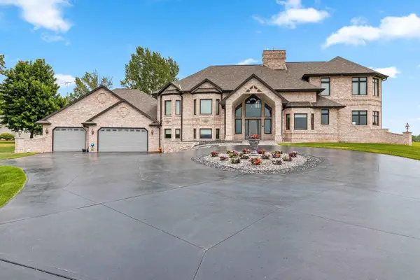 2315 SILVERIDGE DRIVE, Manitowoc, WI 54220