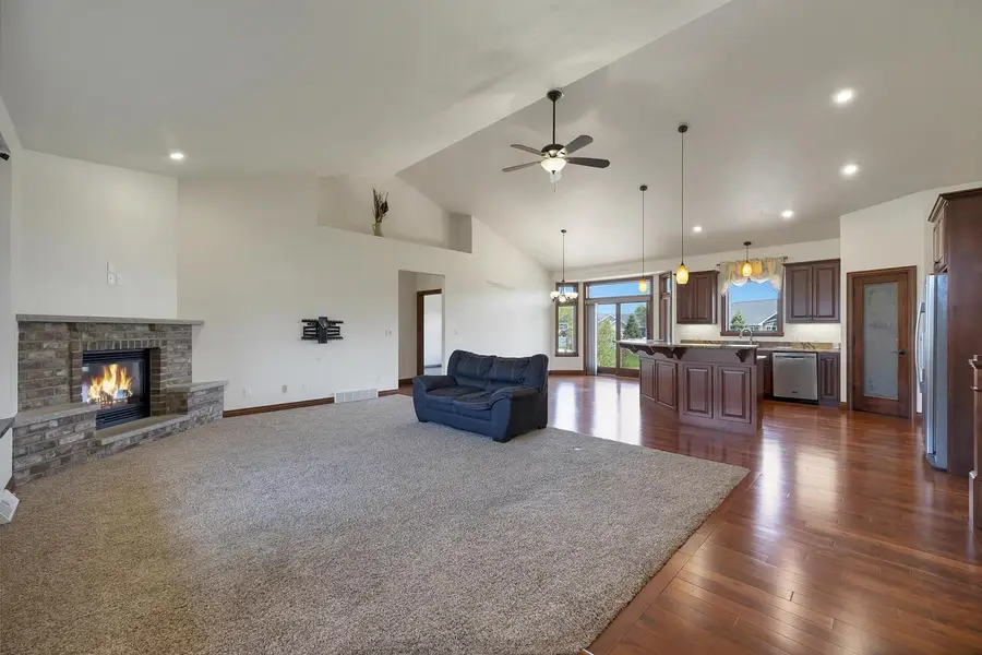 334 WHISPERING CREEK COURT, Green Bay, WI 54303 - #3