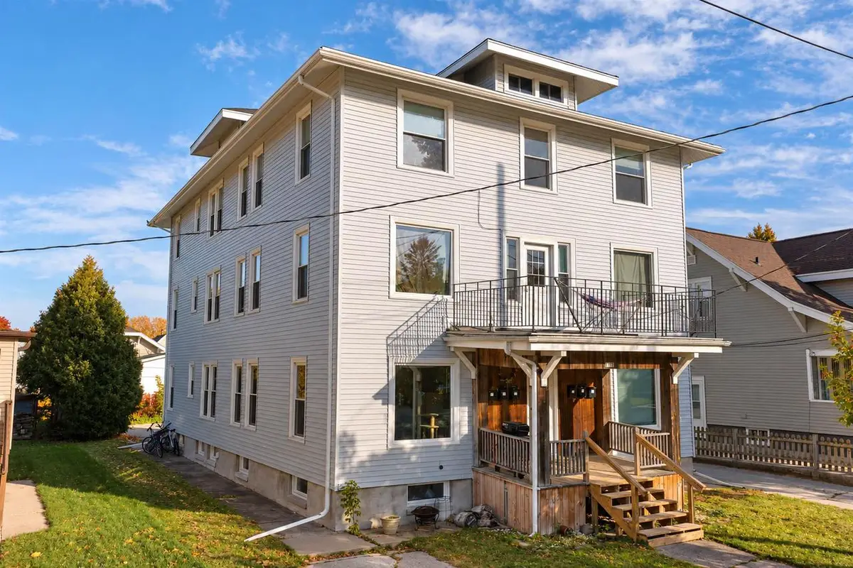 1115 S 15TH STREET, Manitowoc, WI 54220 - #1
