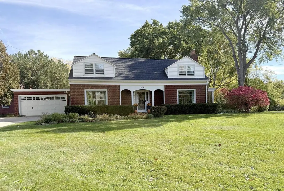 2591 S WEBSTER AVENUE, Green Bay, WI 54301 - #1