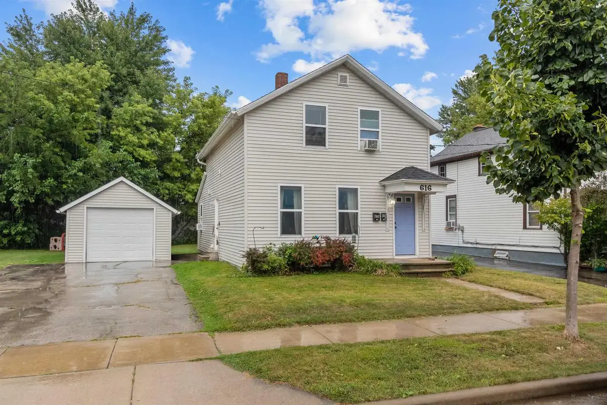 616 N DIVISION STREET, Appleton, WI 54911 - #1