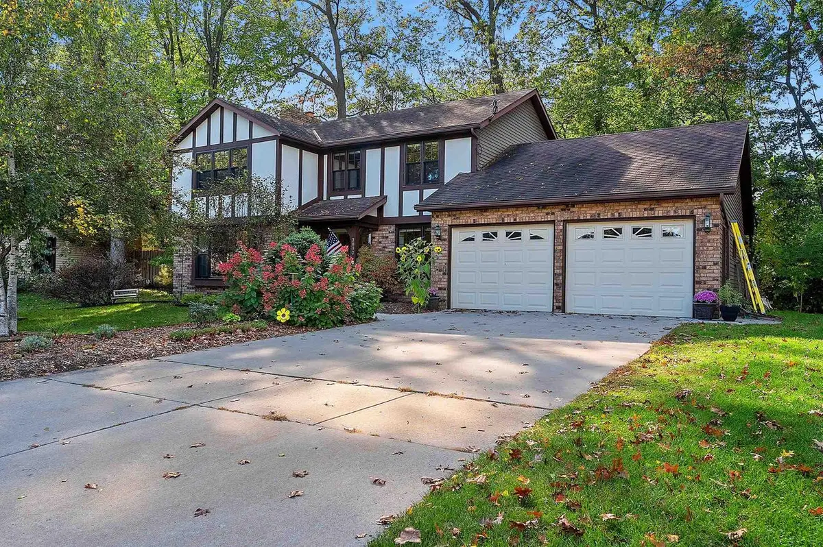 2032 CANDLE WAY, Green Bay, WI 54304 - #1