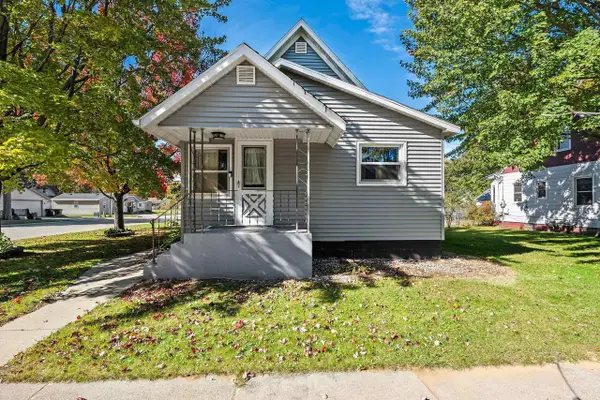 941 S LAFAYETTE STREET, Shawano, WI 54166