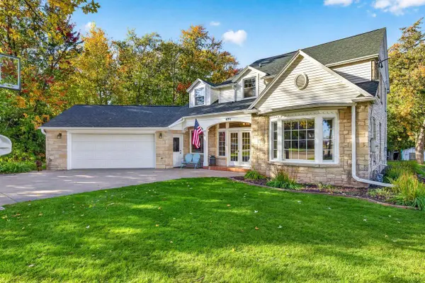 471 HOLLAND COURT, Kaukauna, WI 54130