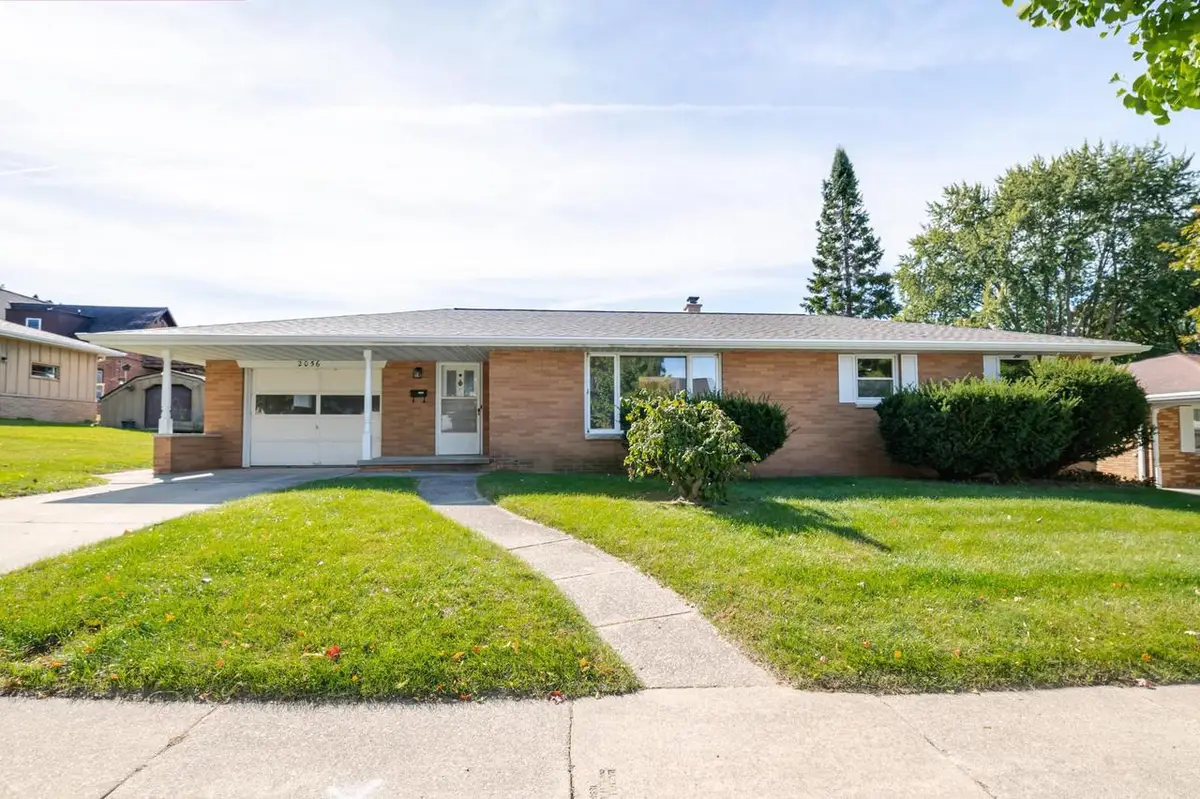 2056 ZEISE AVENUE, Green Bay, WI 54302 - #1