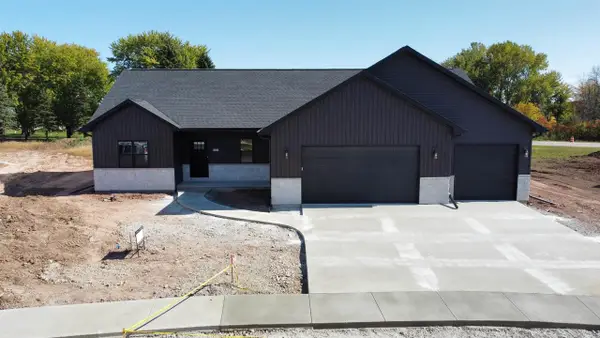 N8838 GALWAY LANE, Menasha, WI 54952