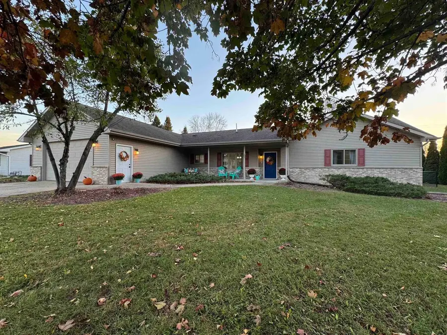 207 PARK LANE, Clintonville, WI 54929 - #2