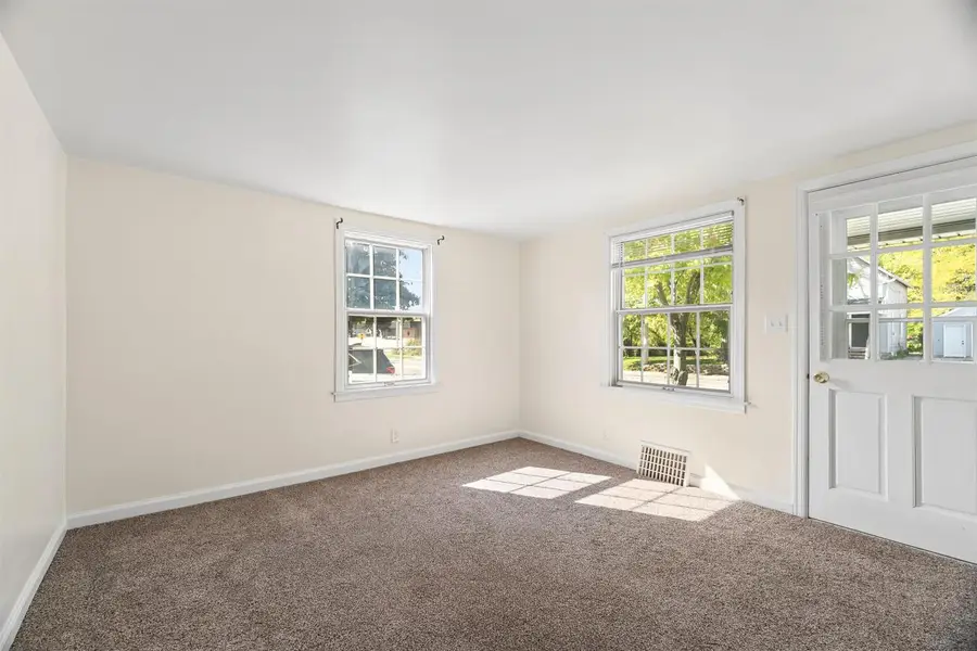 411 S WASHINGTON STREET, Combined Locks, WI 54113 - #2