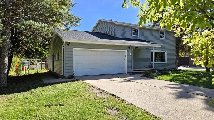 24 WEIMAR COURT, Appleton, WI 54915 - #3