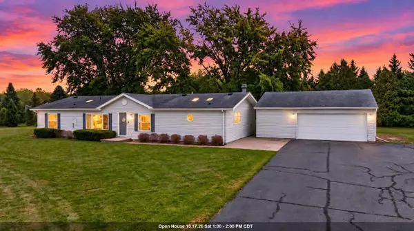 4201 MATUSZAK COURT, Green Bay, WI 54313