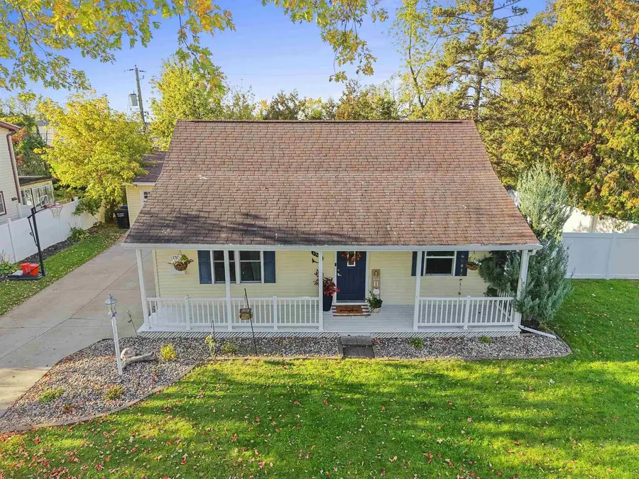 1306 S RIVERDALE DRIVE, Appleton, WI 54914 - #3