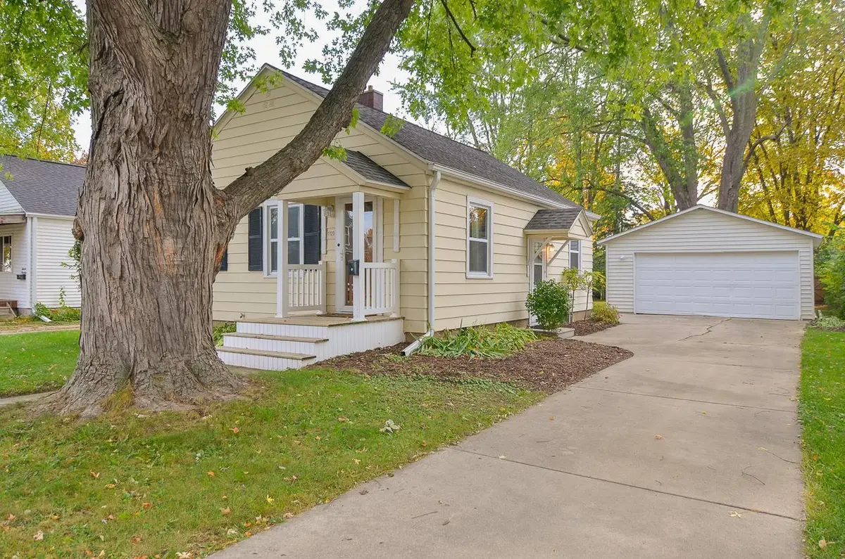 1123 WIRTZ AVENUE, Green Bay, WI 54304 - #1