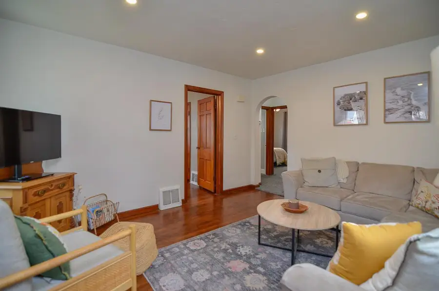 1123 WIRTZ AVENUE, Green Bay, WI 54304 - #3