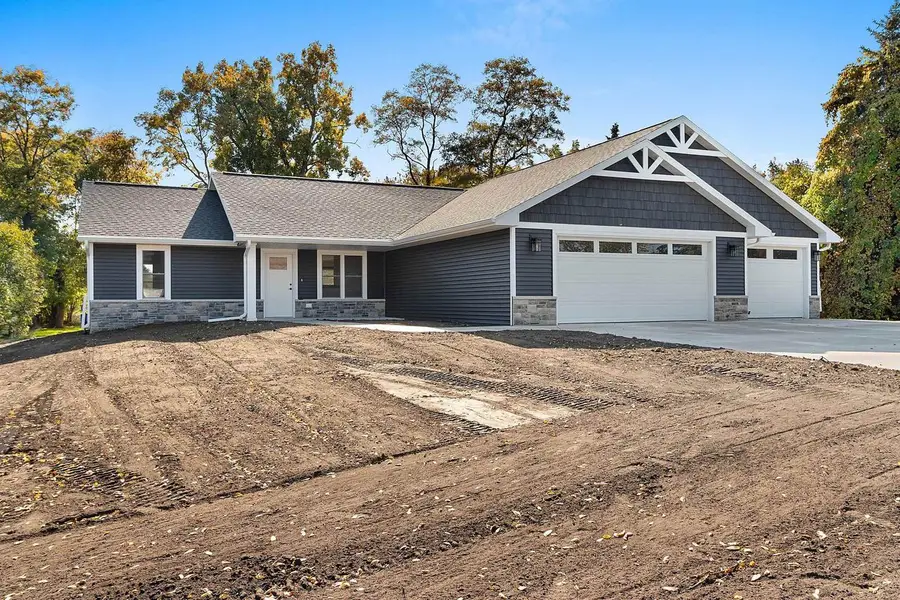 1218 PECOR STREET, Oconto, WI 54153 - #3