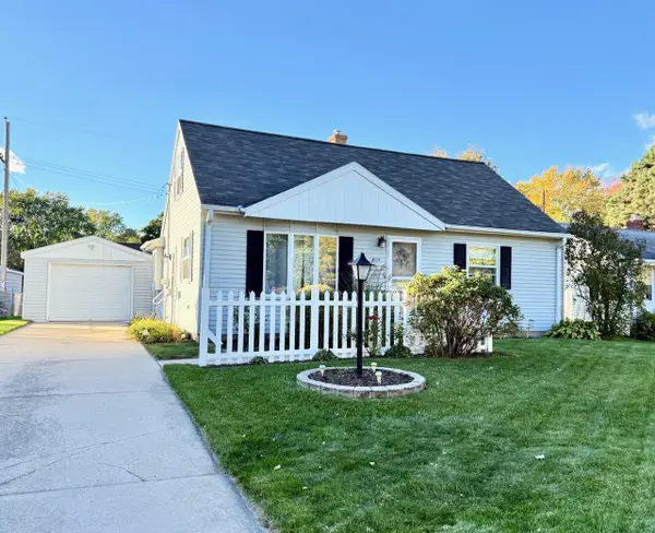 804 MITCHELL STREET, Green Bay, WI 54304