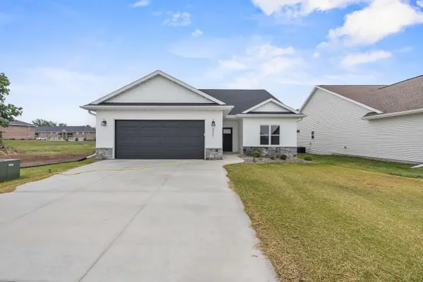 3117 LAZY OAK COURT, Green Bay, WI 54311
