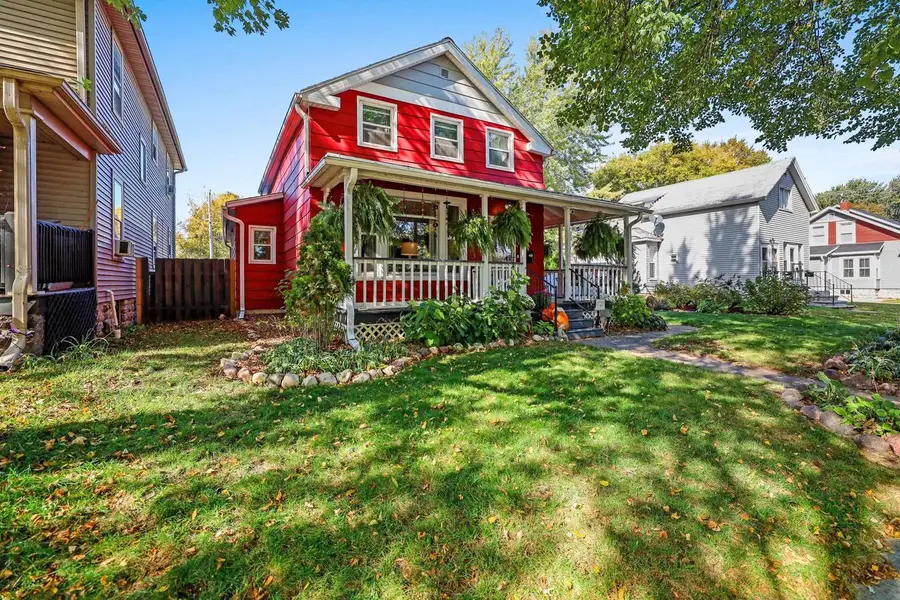 613 N CHESTNUT AVENUE, Green Bay, WI 54303 - #2