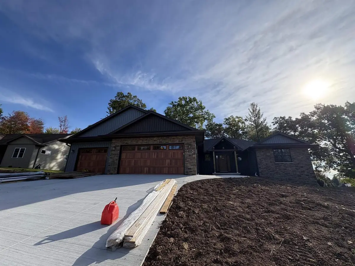 1104 PINECREST ROAD, Green Bay, WI 54313 - #1