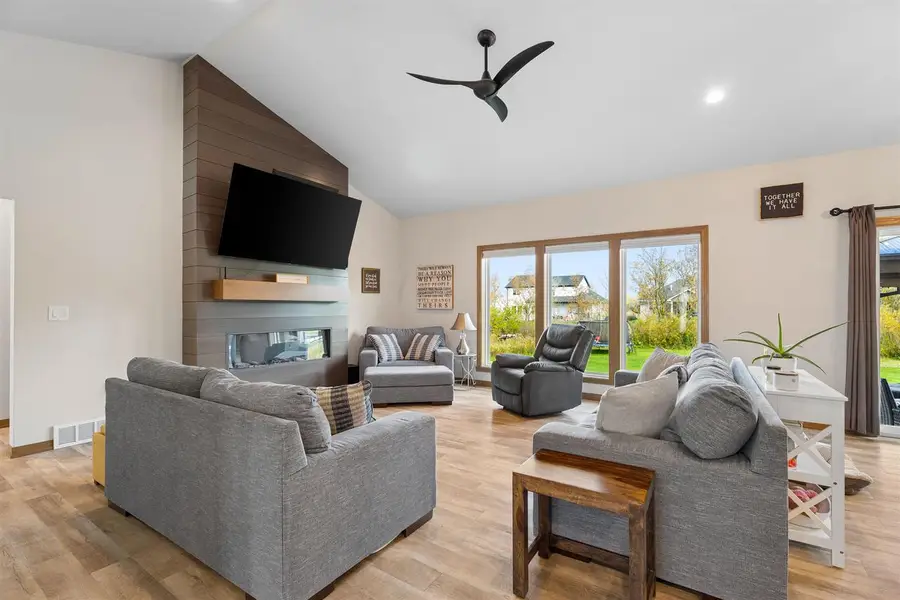 1575 BRAYDEN LANE, De Pere, WI 54115 - #2