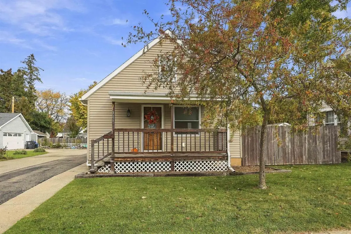526 FAIRVIEW AVENUE, Neenah, WI 54956 - #1