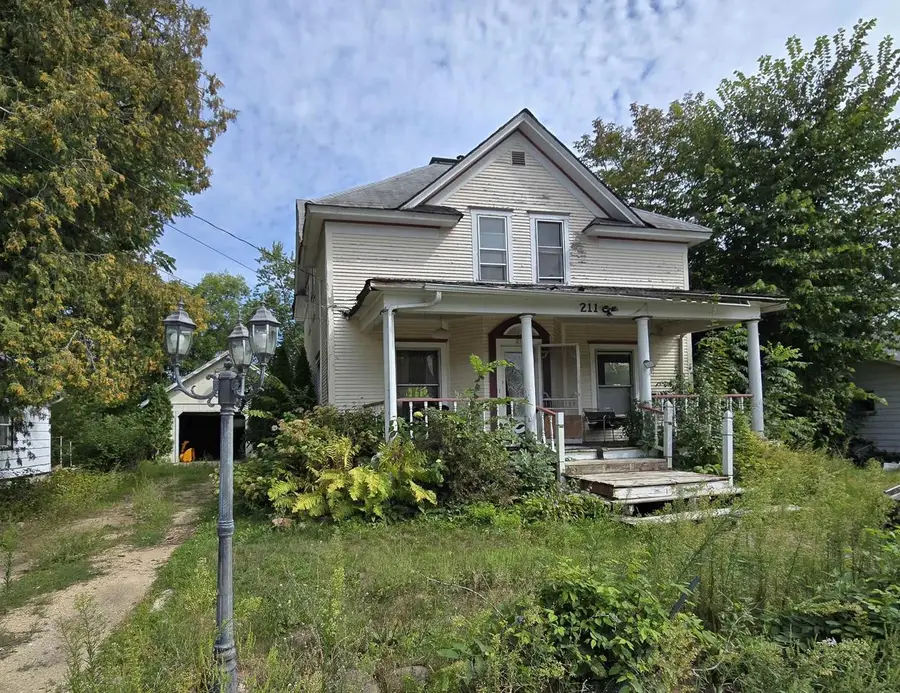 211 S WAUPACA STREET, Wautoma, WI 54982 - #2