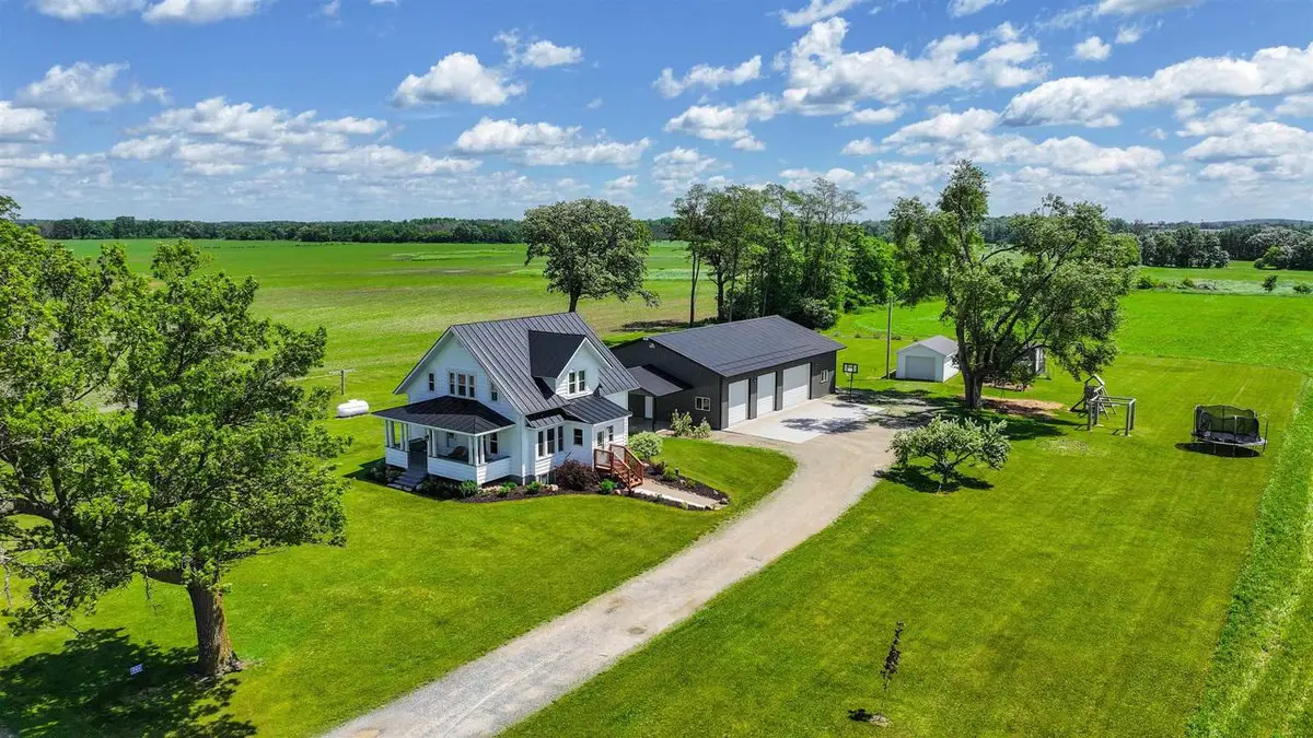 N1836 COUNTY ROAD A, Waupaca, WI 54981 - #1