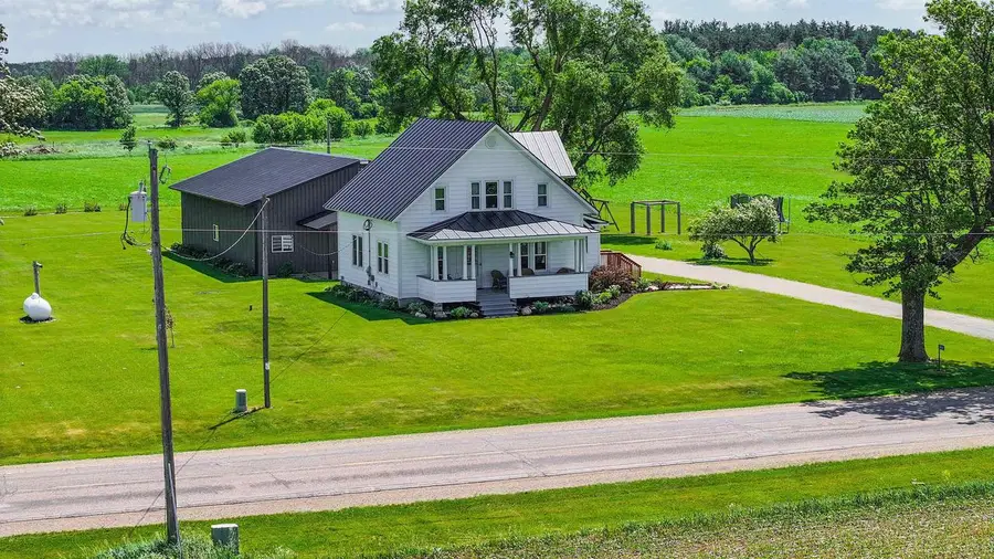 N1836 COUNTY ROAD A, Waupaca, WI 54981 - #3