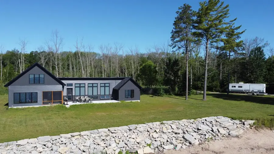 N2598 HWY M-35, Menominee, MI 49858 - #3