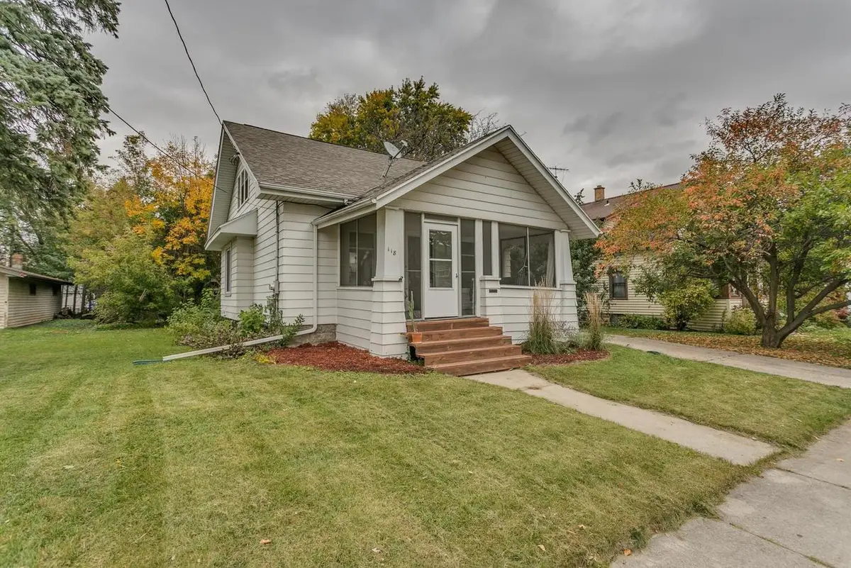 118 E RANDALL STREET, Appleton, WI 54911 - #1