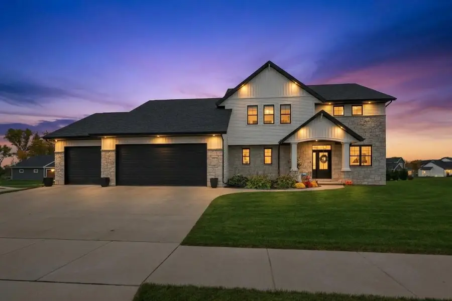 N8823 NOE ROAD, Menasha, WI 54952 - #2