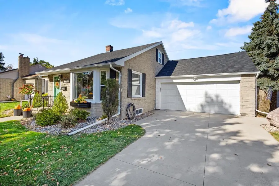 518 E GLENDALE AVENUE, Appleton, WI 54911 - #2