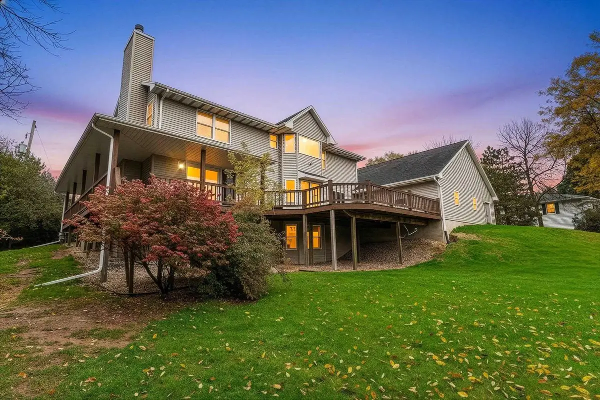 4245 S SUNBURST LANE, New Franken, WI 54229 - #1