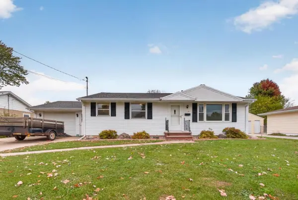 1198 LANGLADE AVENUE, Green Bay, WI 54304