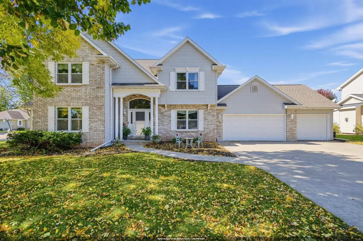 3725 COBURG COURT, Appleton, WI 54915 - #1