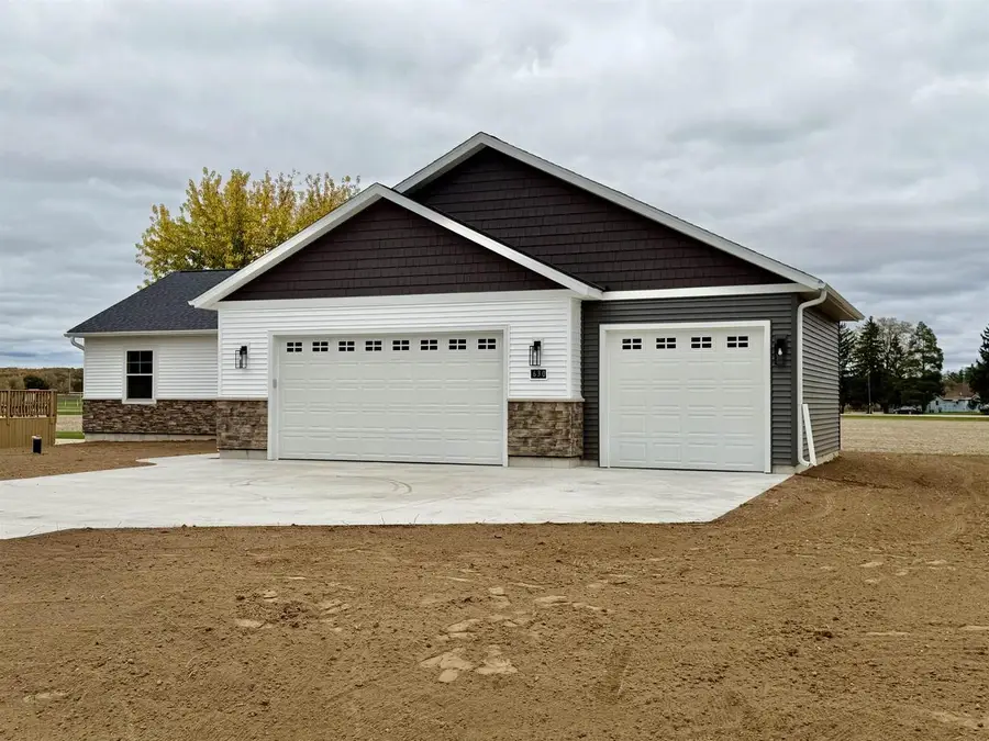 630 OAK STREET, Scandinavia, WI 54977 - #2